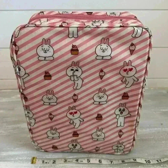 Travel Bag pack a your items and keep organized while on the go - Picture 5 of 12